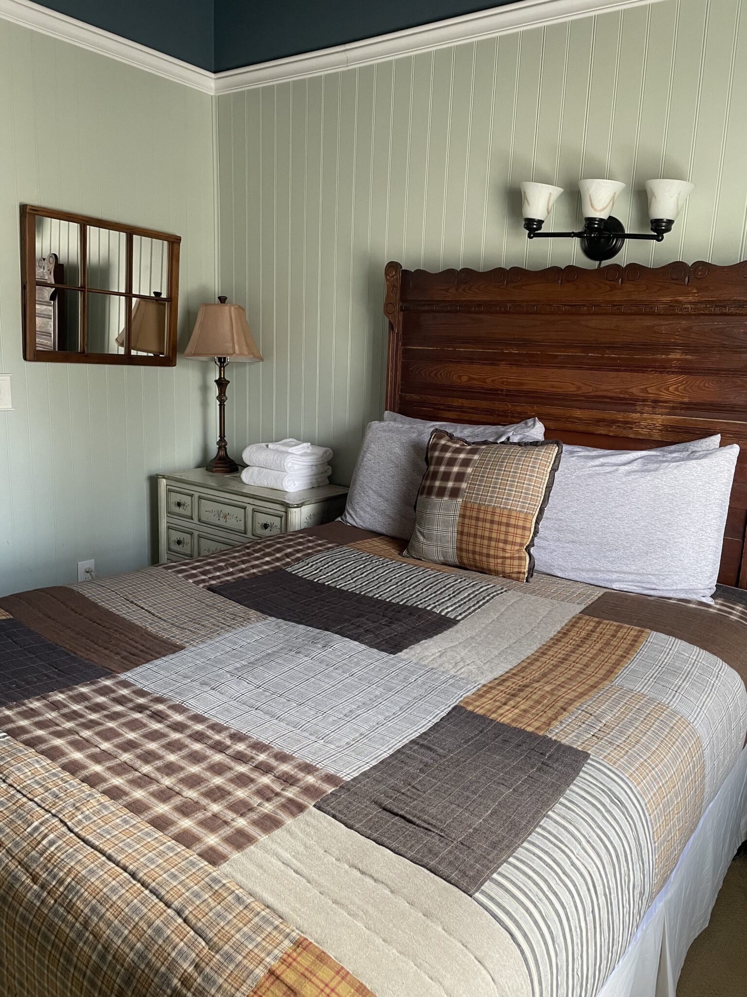 Explore Our Guest Rooms – Waitsfield Inn